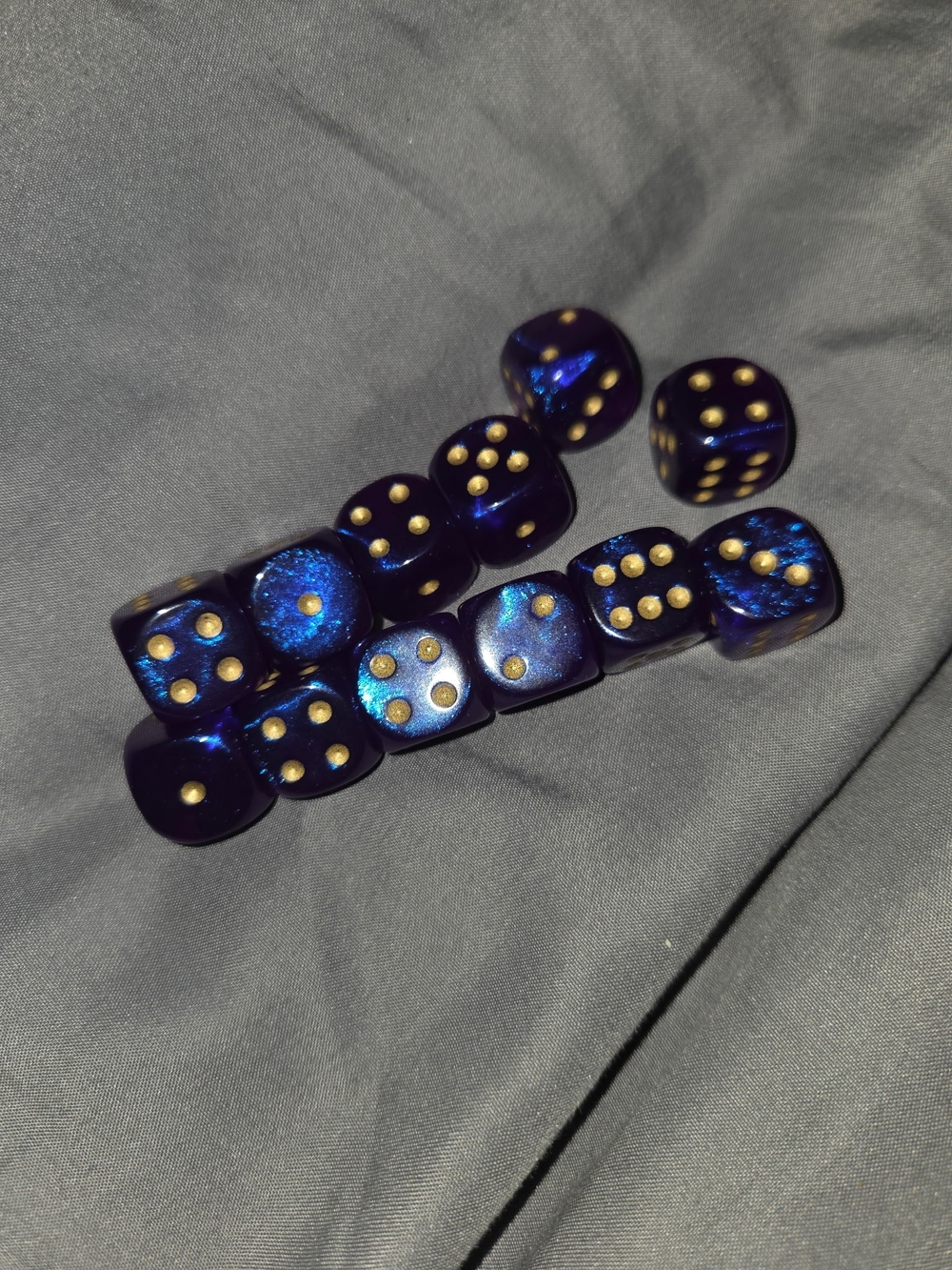 ​✨ Metallic Blue & Purple Pearlescent D6 Dice Set (12 Piece) - NWOT